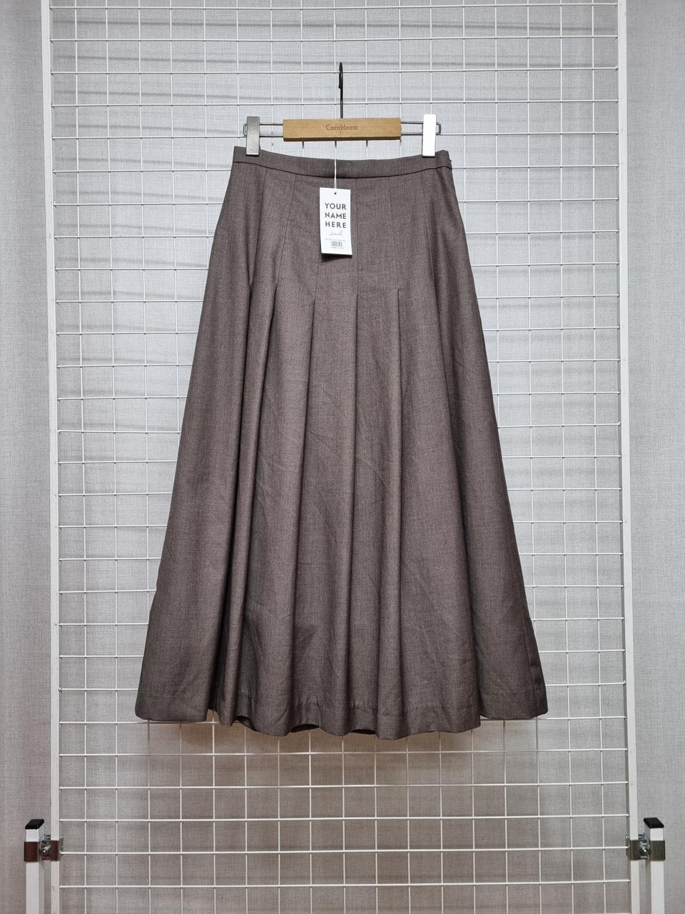 (새상품) 유어네임히얼 스커트 (간절기용)