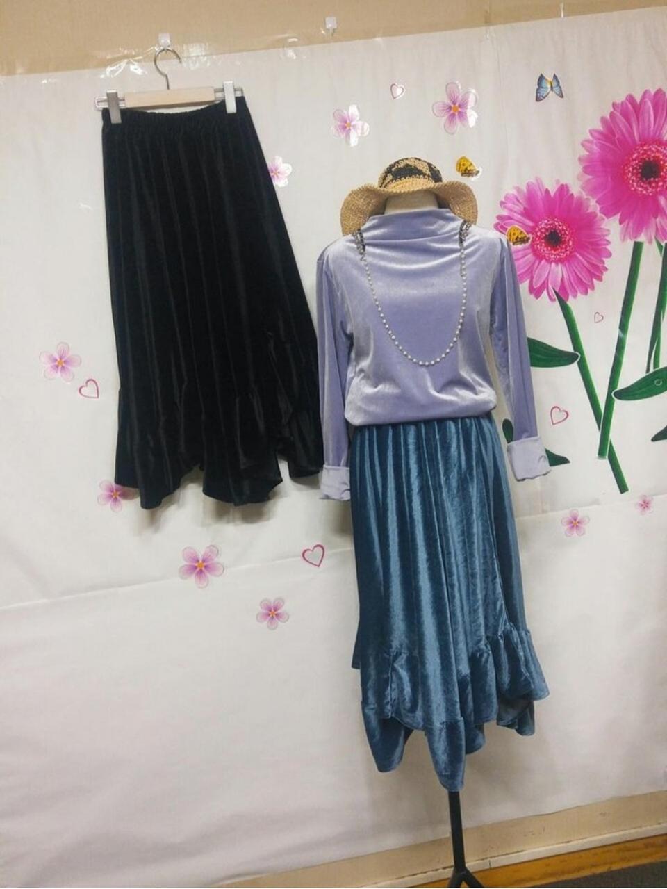 러블리세트 상의+스커트(새상품)