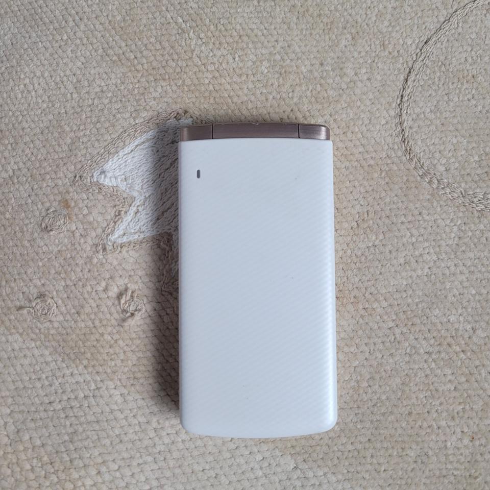 스마트폴더 화이트 16GB SKT LTE..유심3사가능