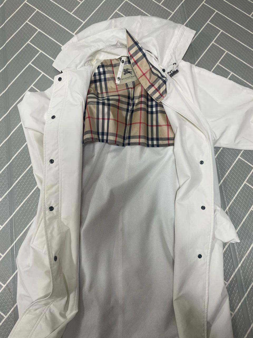 버버리 여성 런던 코트 44사이즈