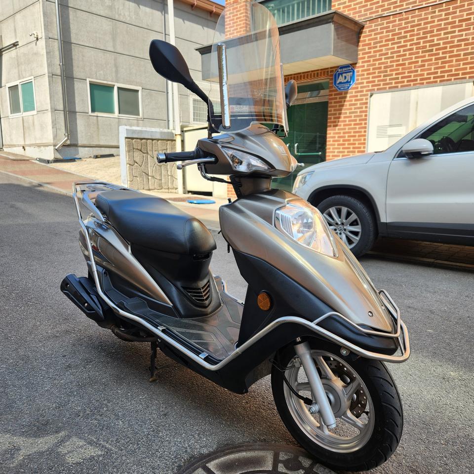 하우즈스즈키 vh125 20년식 동네마실 및 출퇴근용 최고~!