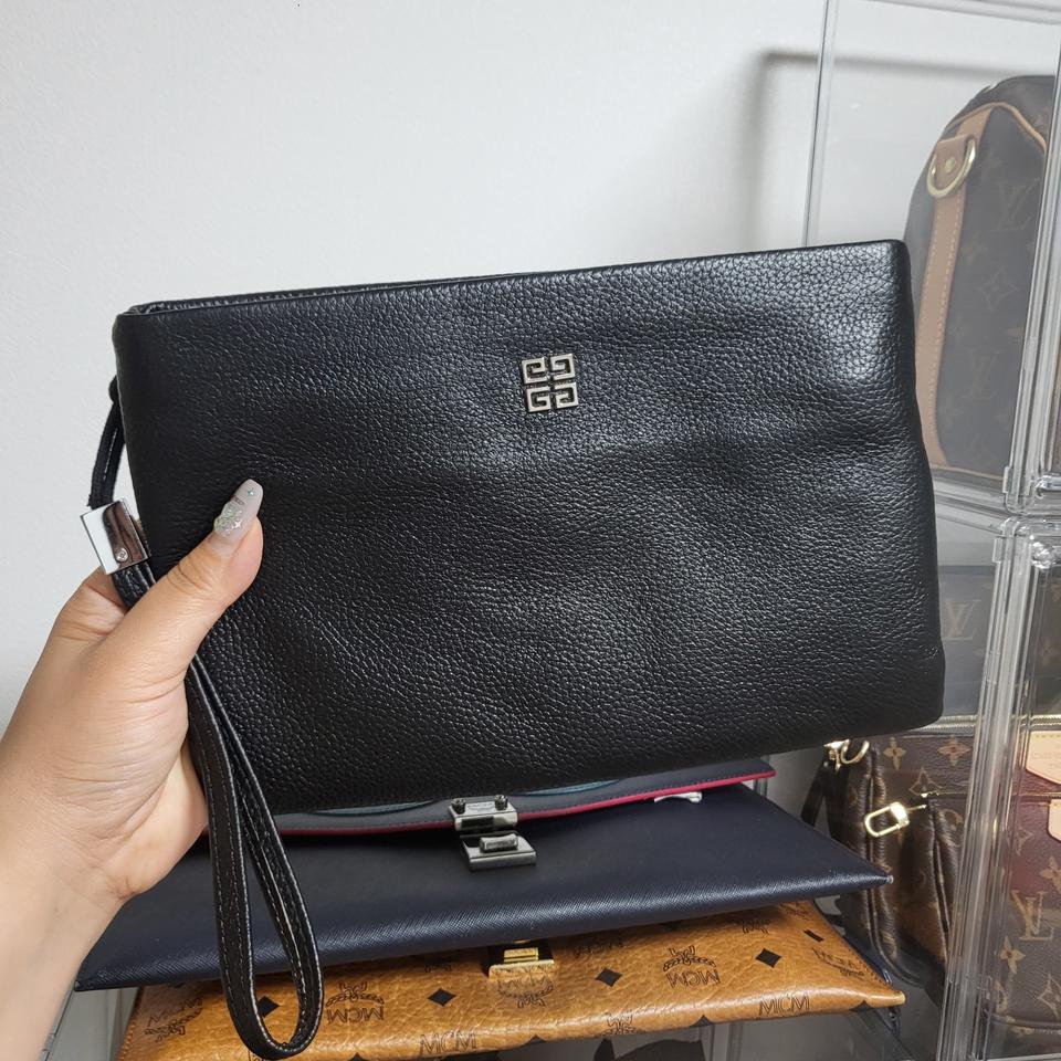 지방시 노베르 클러치 양가죽