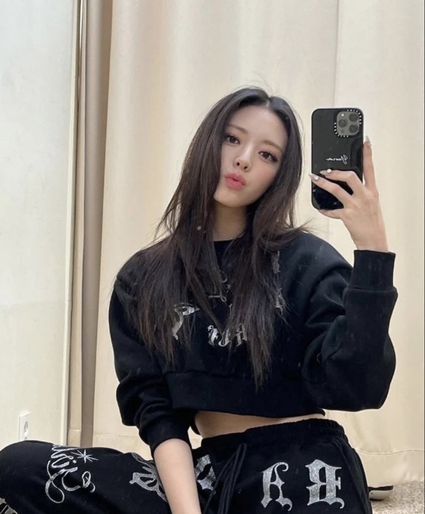 러브이즈트루 ow 글리터 조거 팬츠