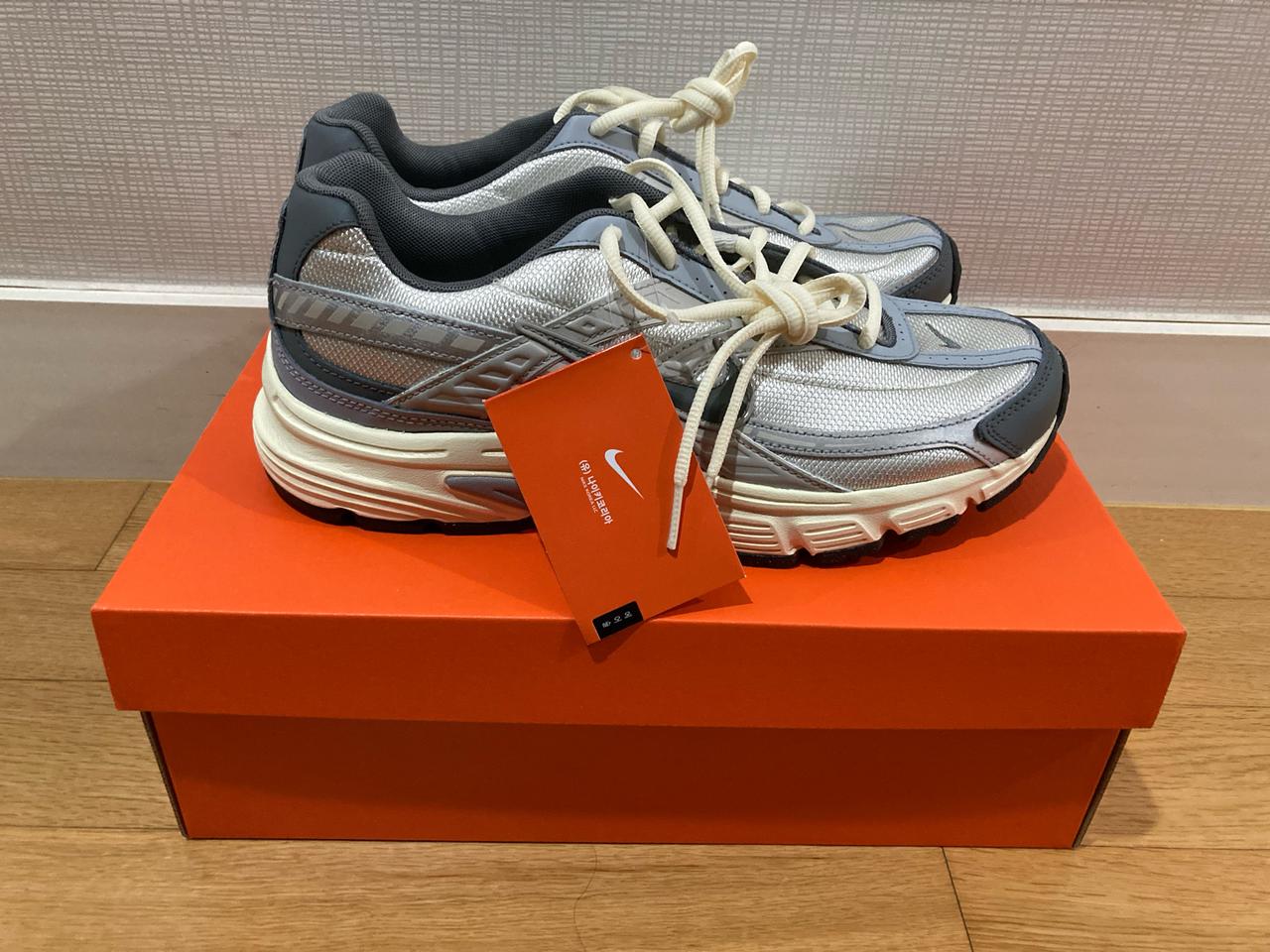 나이키 운동화 270