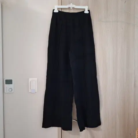 아뜨랑스 밴딩 니트 팬츠