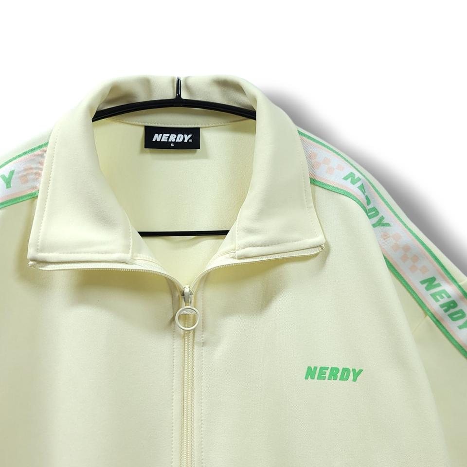 [S] 널디 크림 체커보드 사이드라인테잎 집업 져지