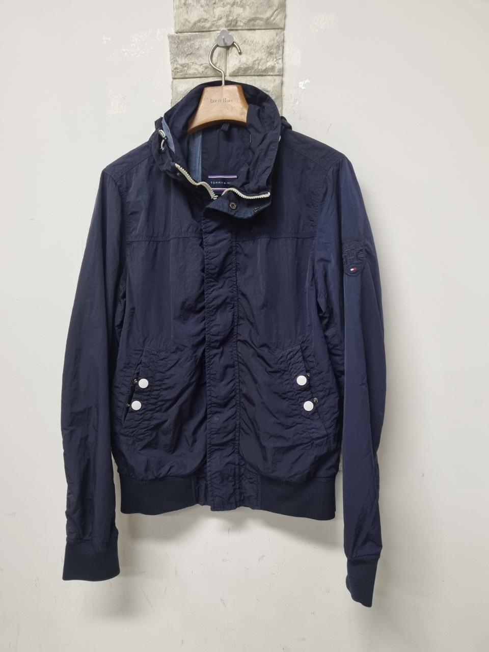 타미힐피거 남자 간절기 숏점퍼