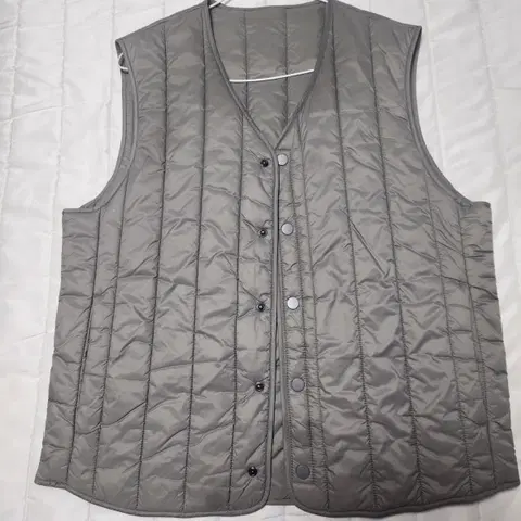 [L]에잇세컨즈 패딩베스트(2번입음)