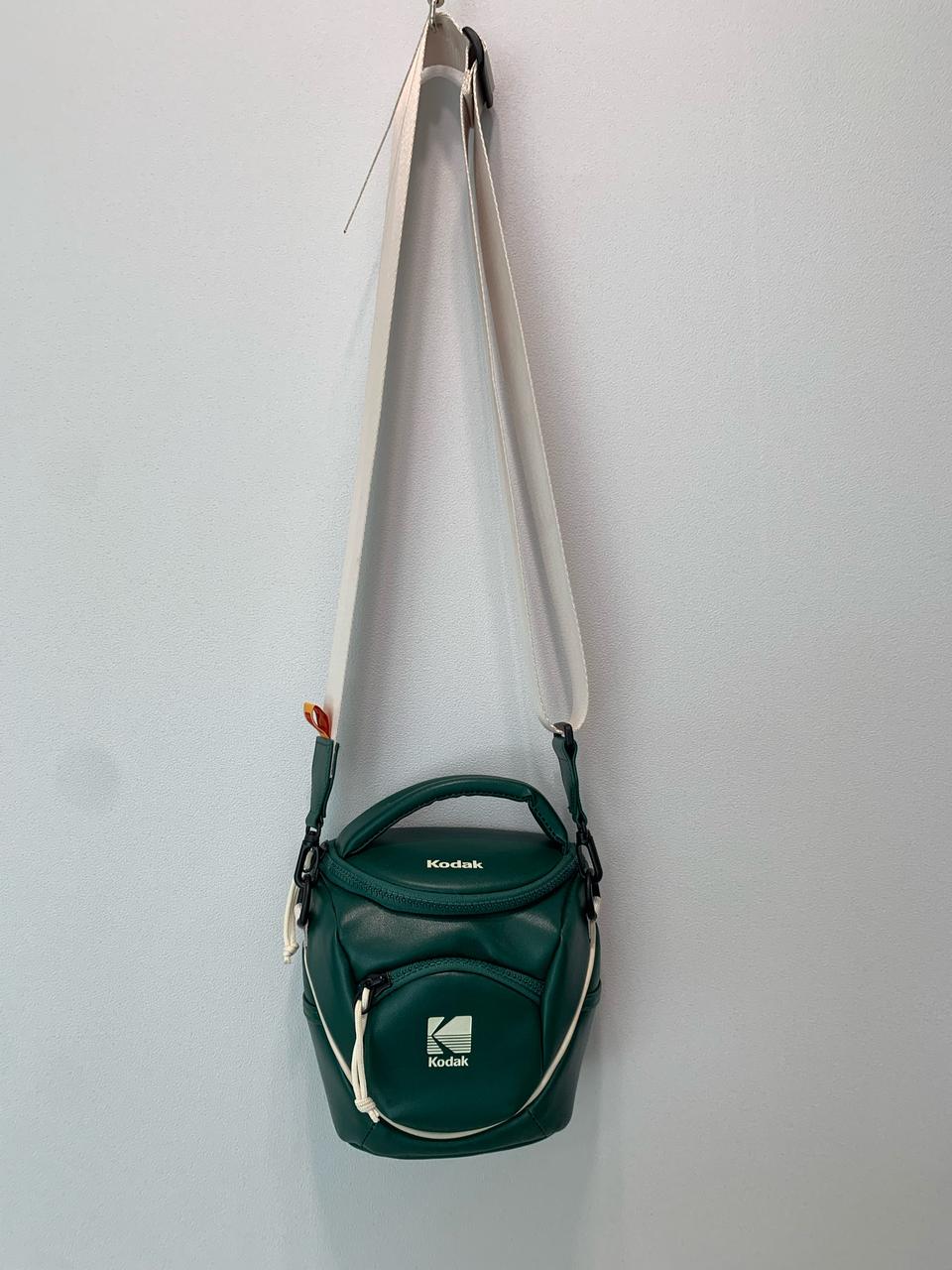 코닥 크로스백
