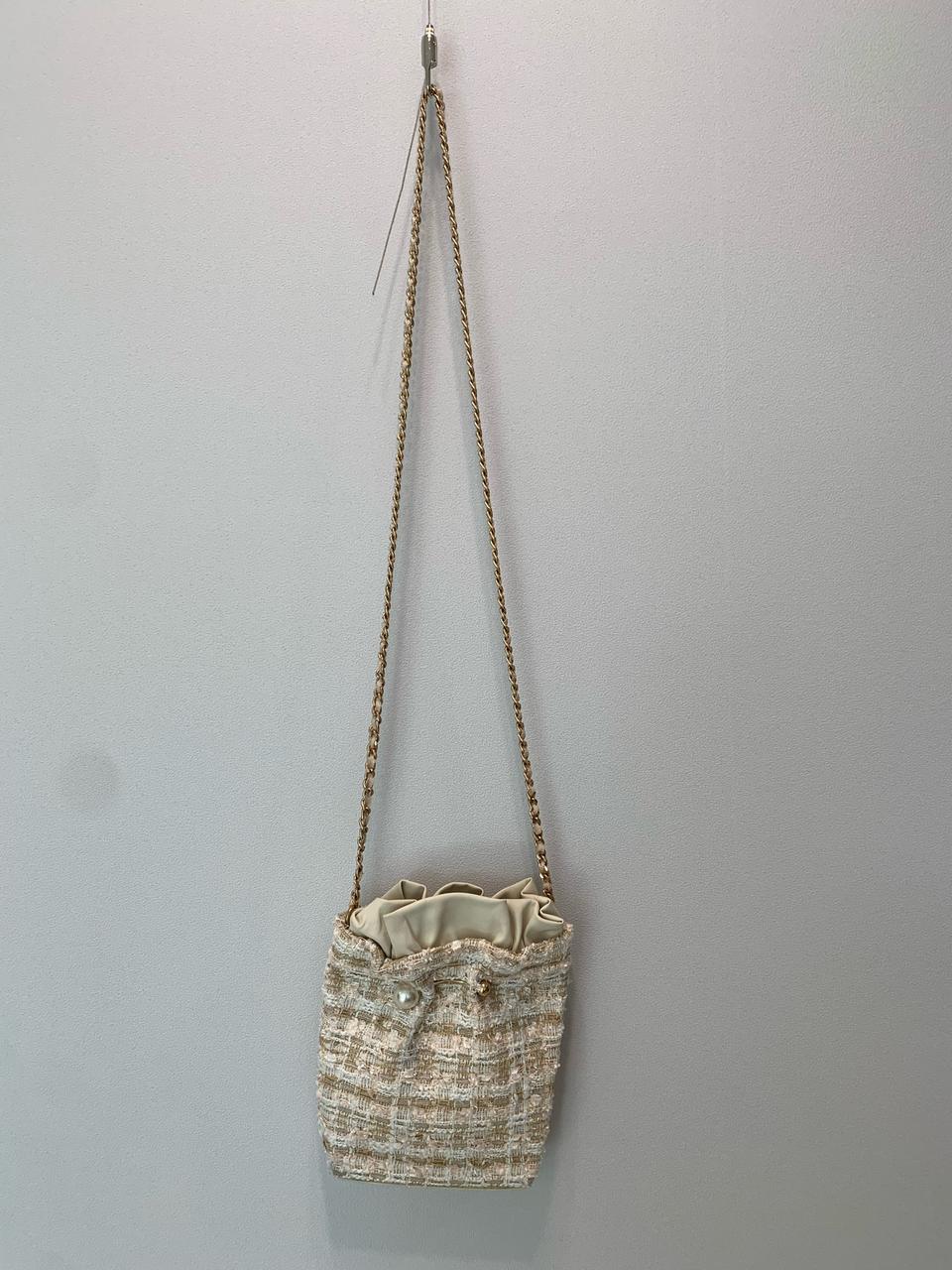 마인 2020년 트위드 크로스백