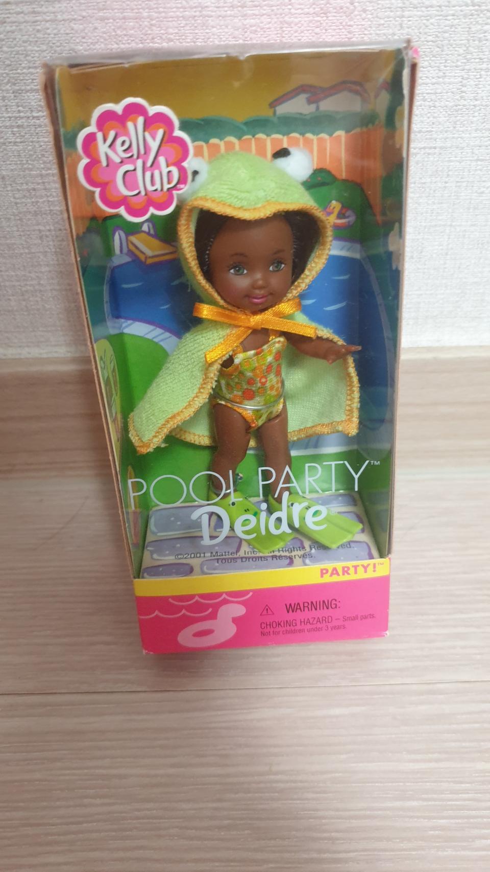 미개봉 풀파티 디드레인형 판매합니다.