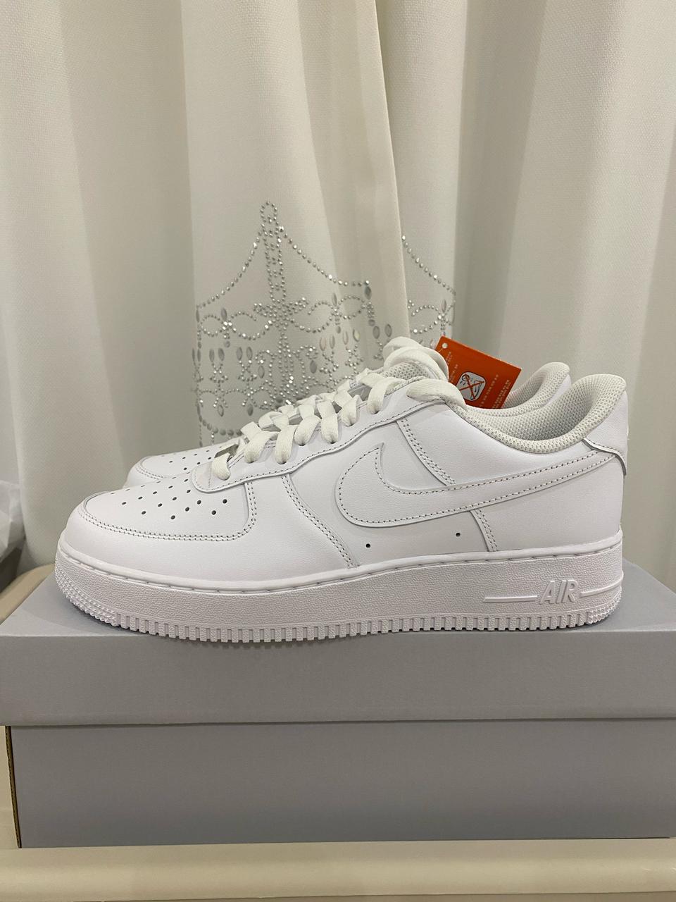 나이키 에어포스 270 화이트