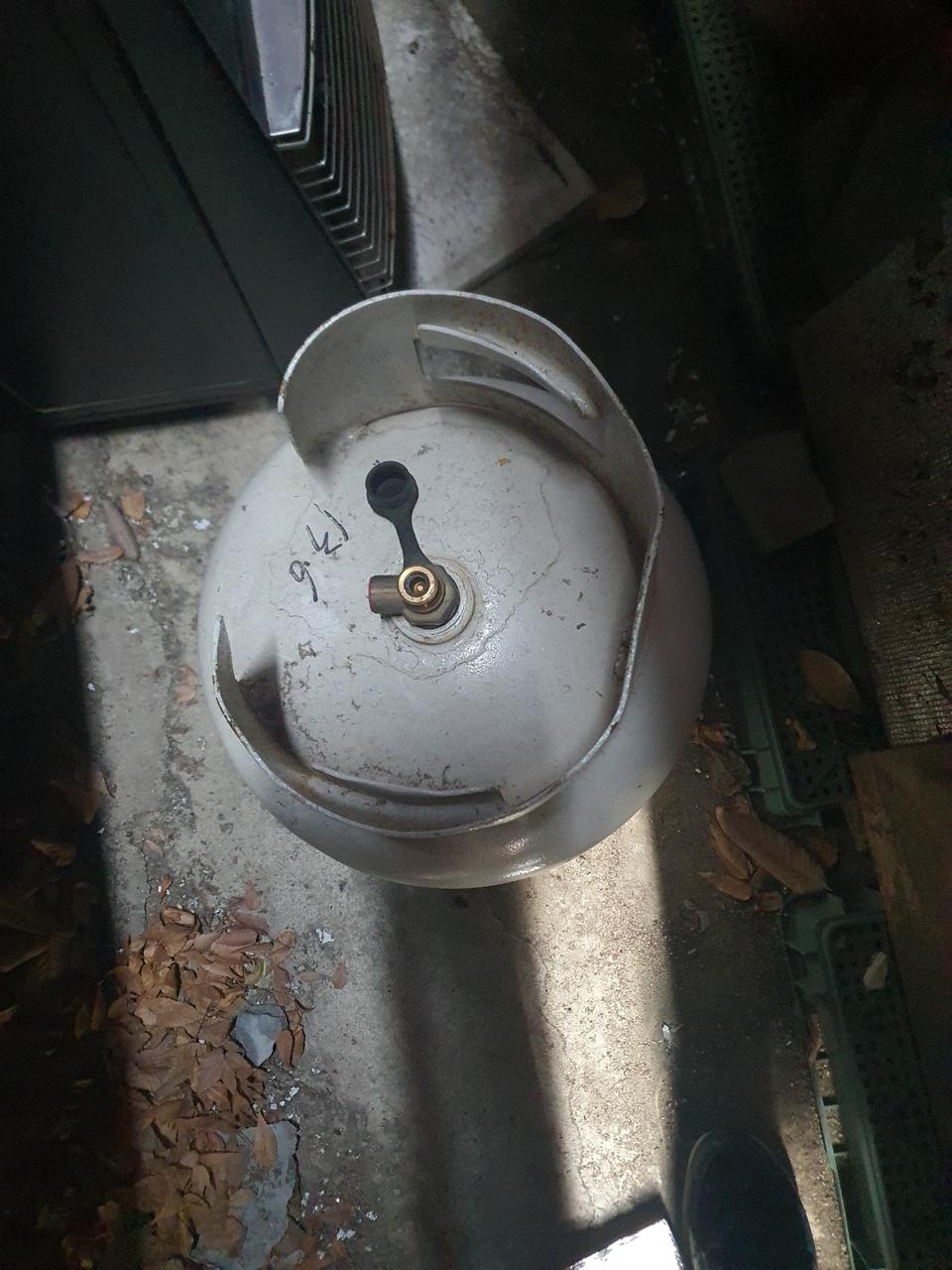 캐비넷용LPG가스빈통14kg?