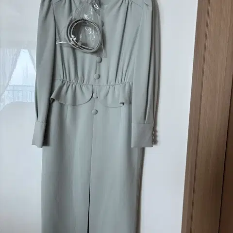미니멈 민트 프릴 햅번 벨트세트 미디 원피스 올드머니룩 결혼식 하객룩