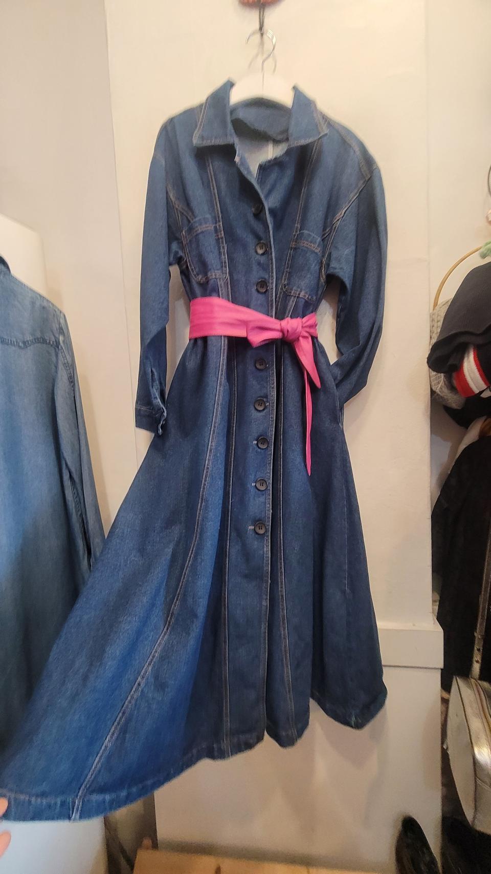 절개라인  플레어 데님 원피스& 아우터