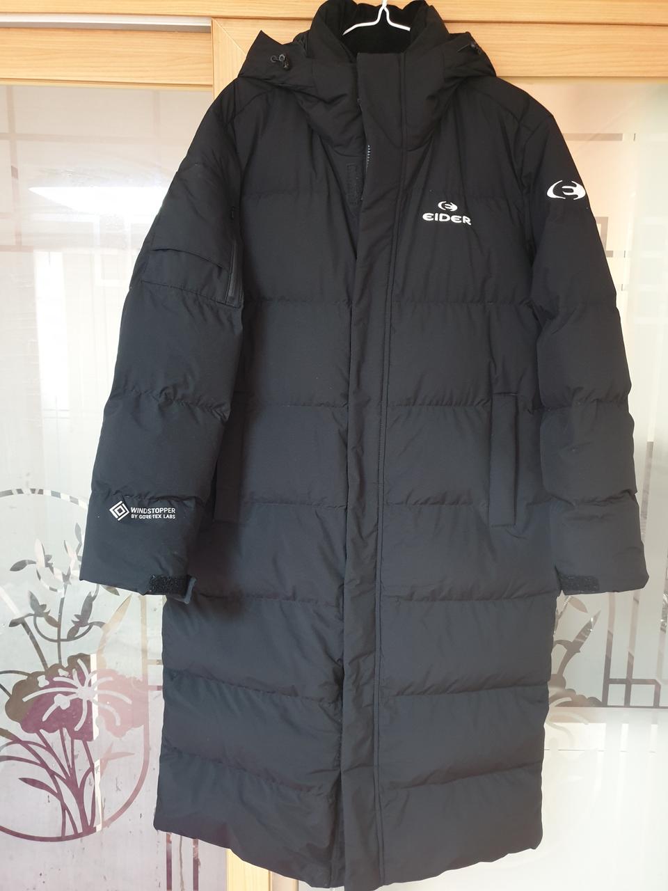 아이더 패딩신상품 여성 M 사이즈 블랙 팝니다