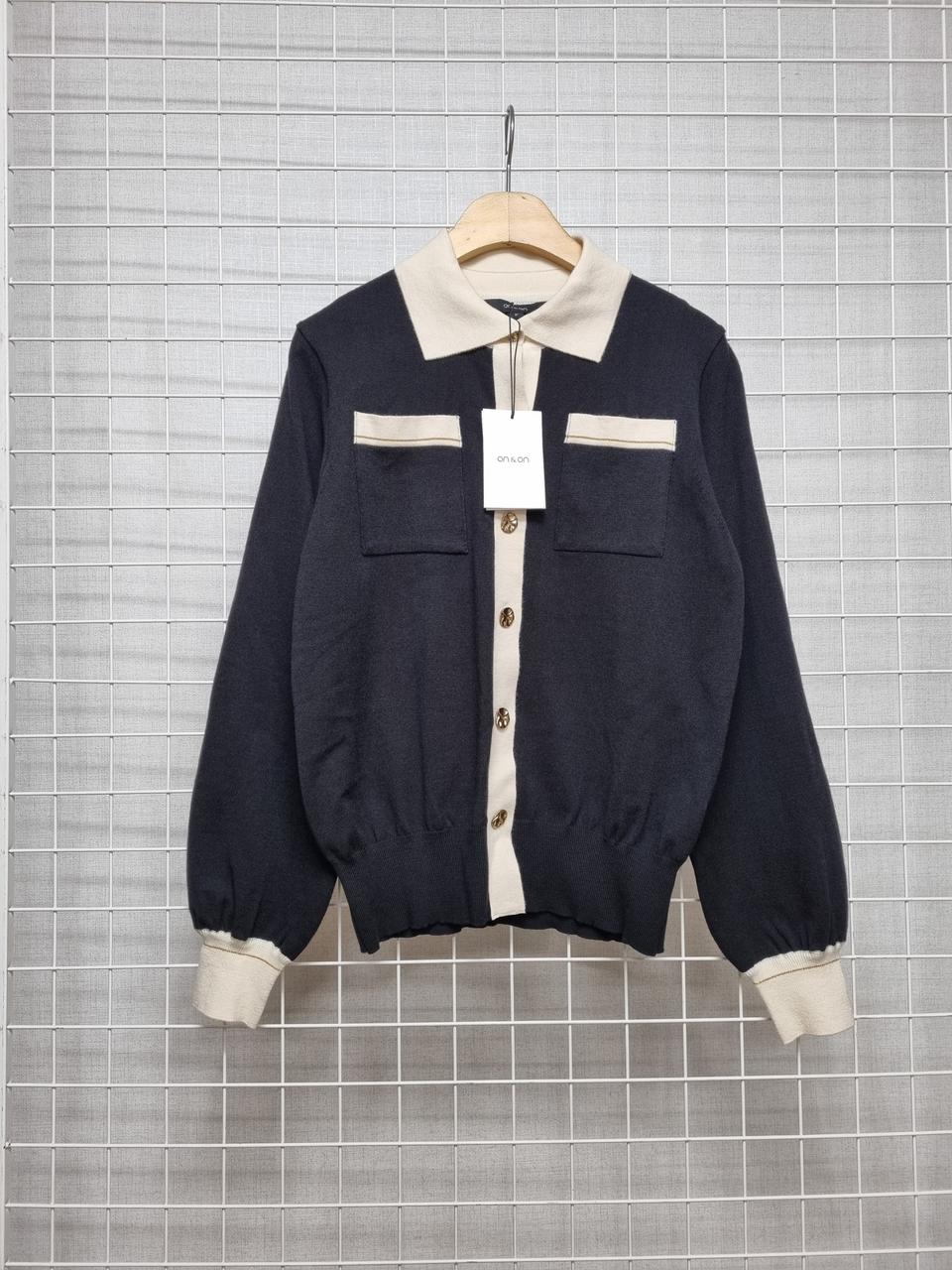 (새상품) 온앤온 카라 니트티 (봄)