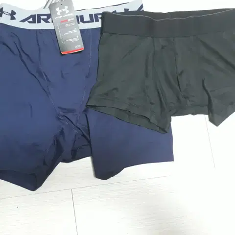 [L] 언더아머 히트기어 팬츠.쇼트 유니클로 에어리즘 공짜
