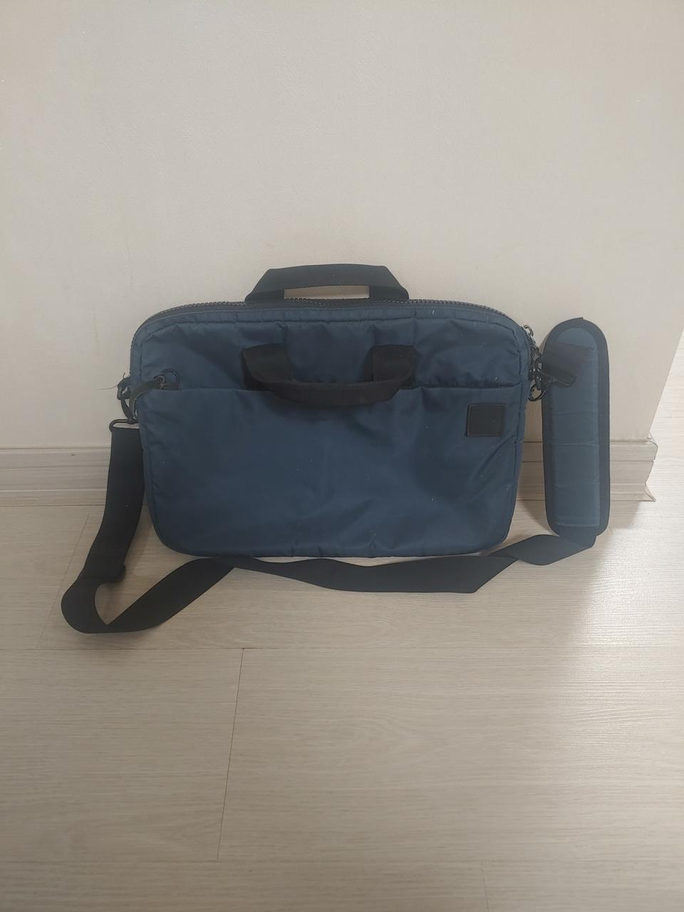 인케이스 크로스백