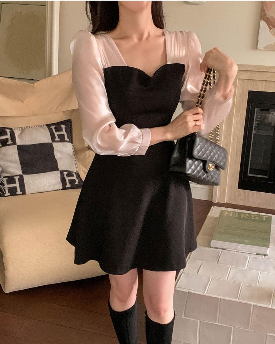 프롬데이원 블랙스완 하트넥 새틴 배색 원피스 (정가86100원)