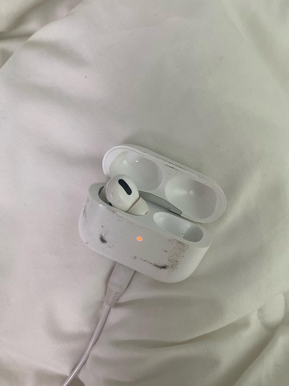 에어팟 프로 본체+왼쪽