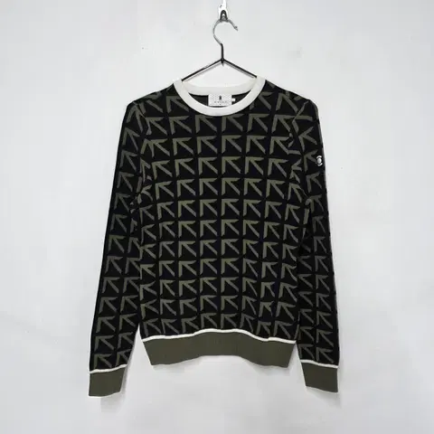 와이드앵글 니트