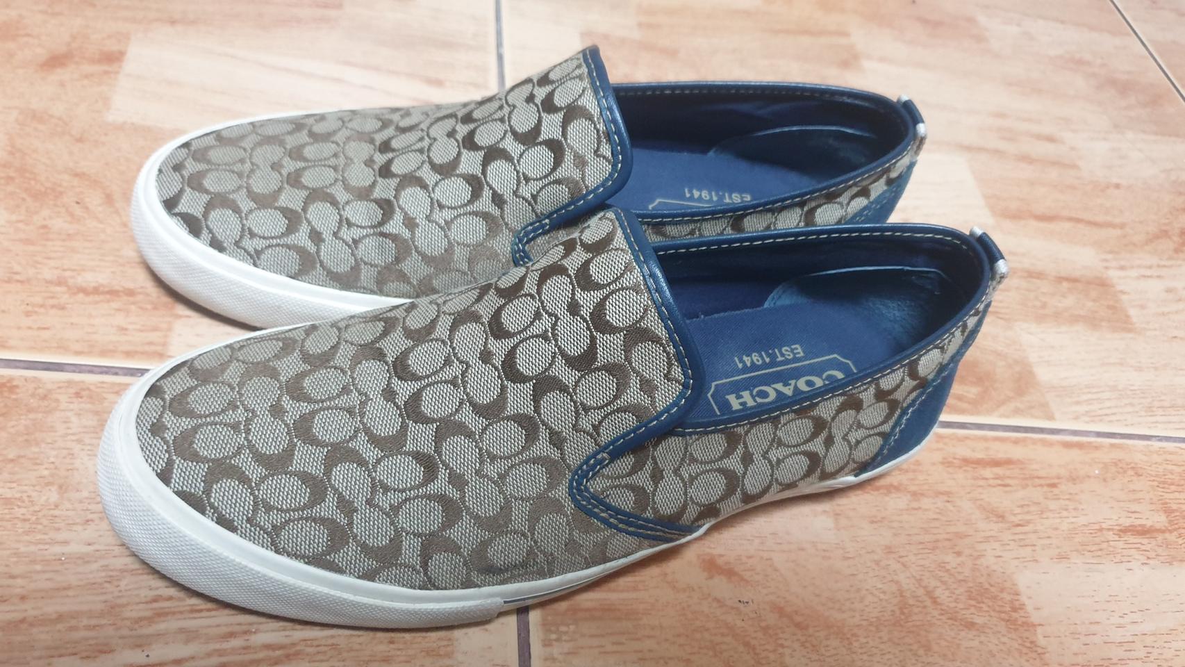 코치 슬립온 US8.5(260추천)