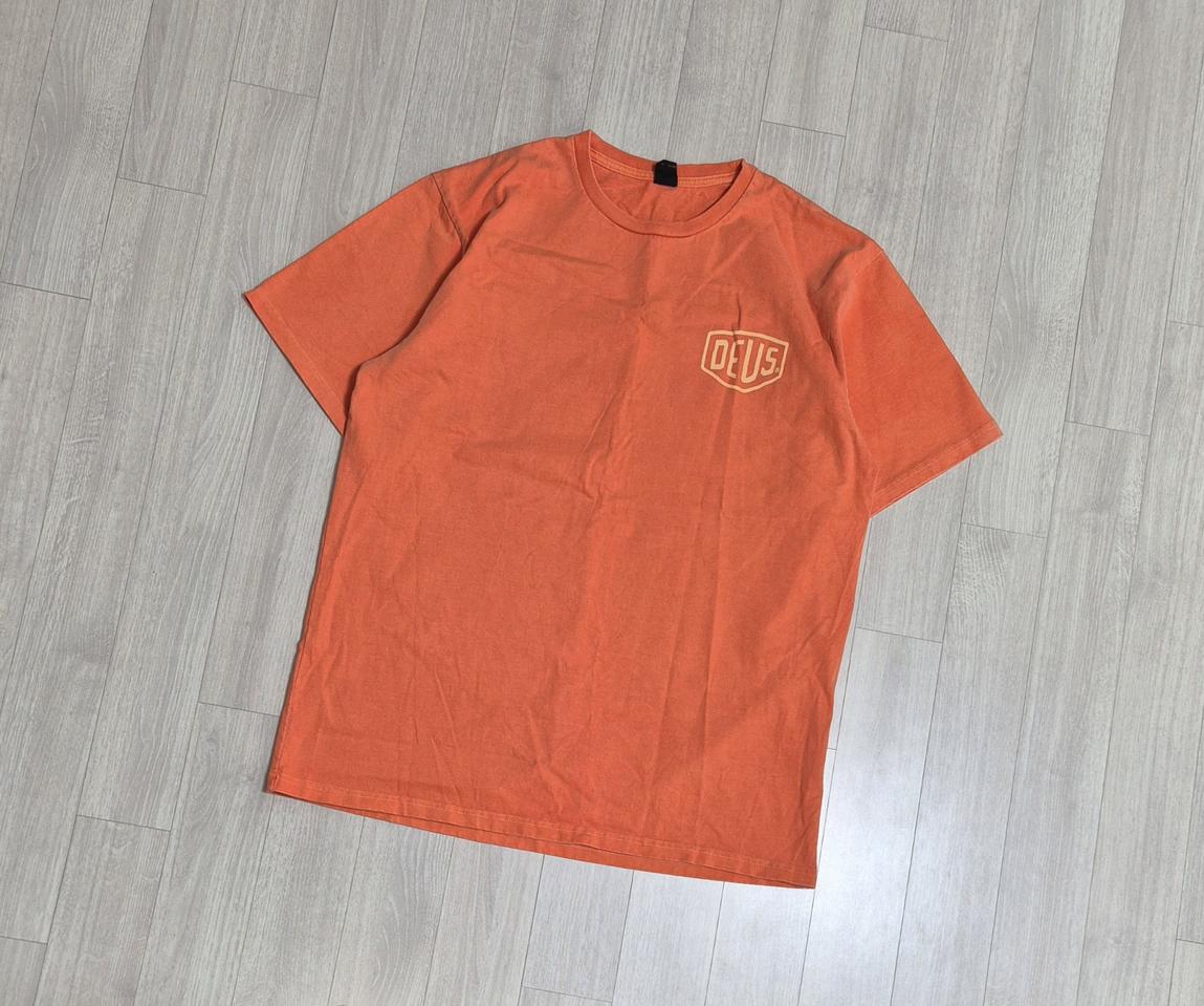 (새상품급) 데우스 서울 반팔티