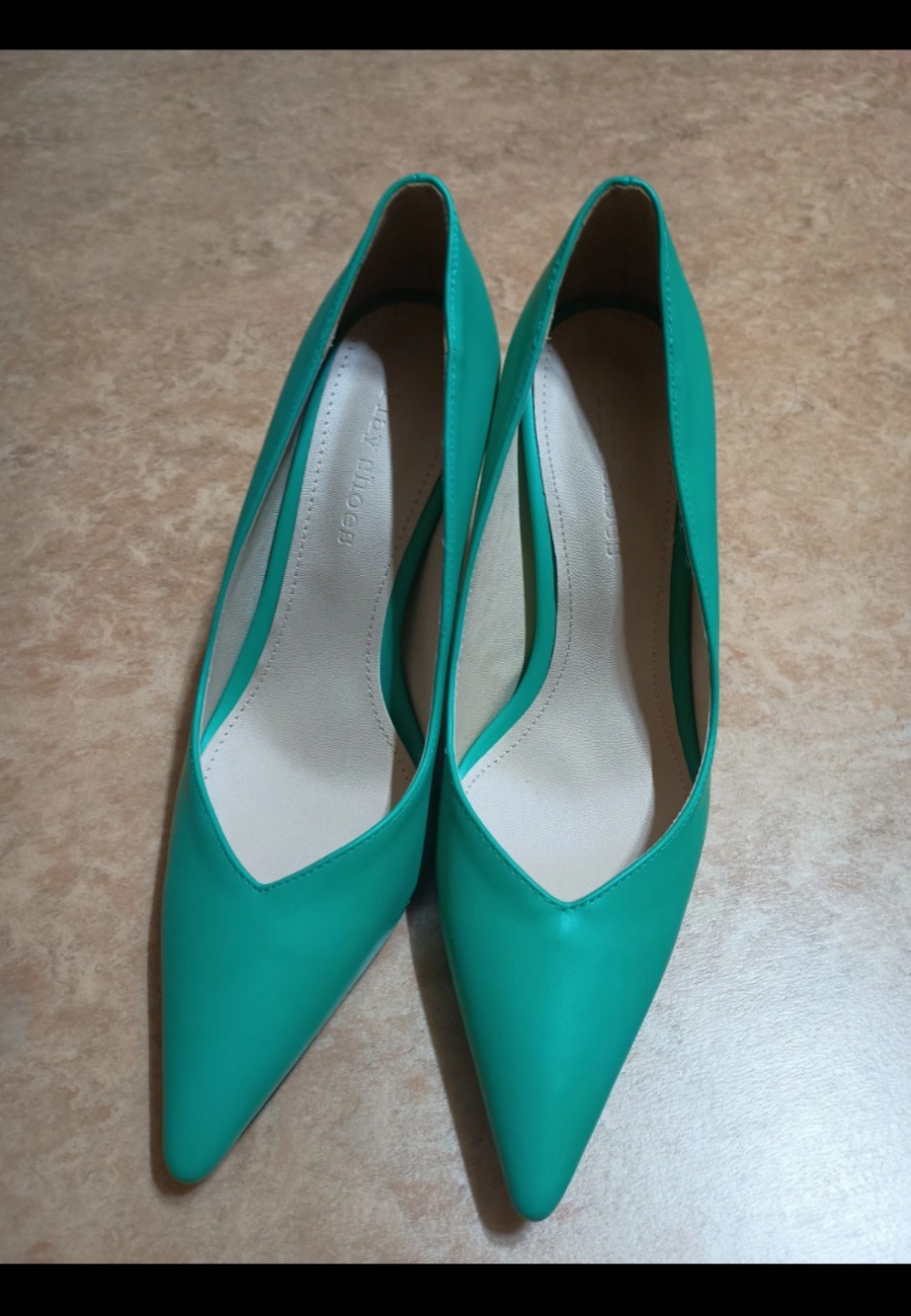 민트색 스틸레토힐 250
