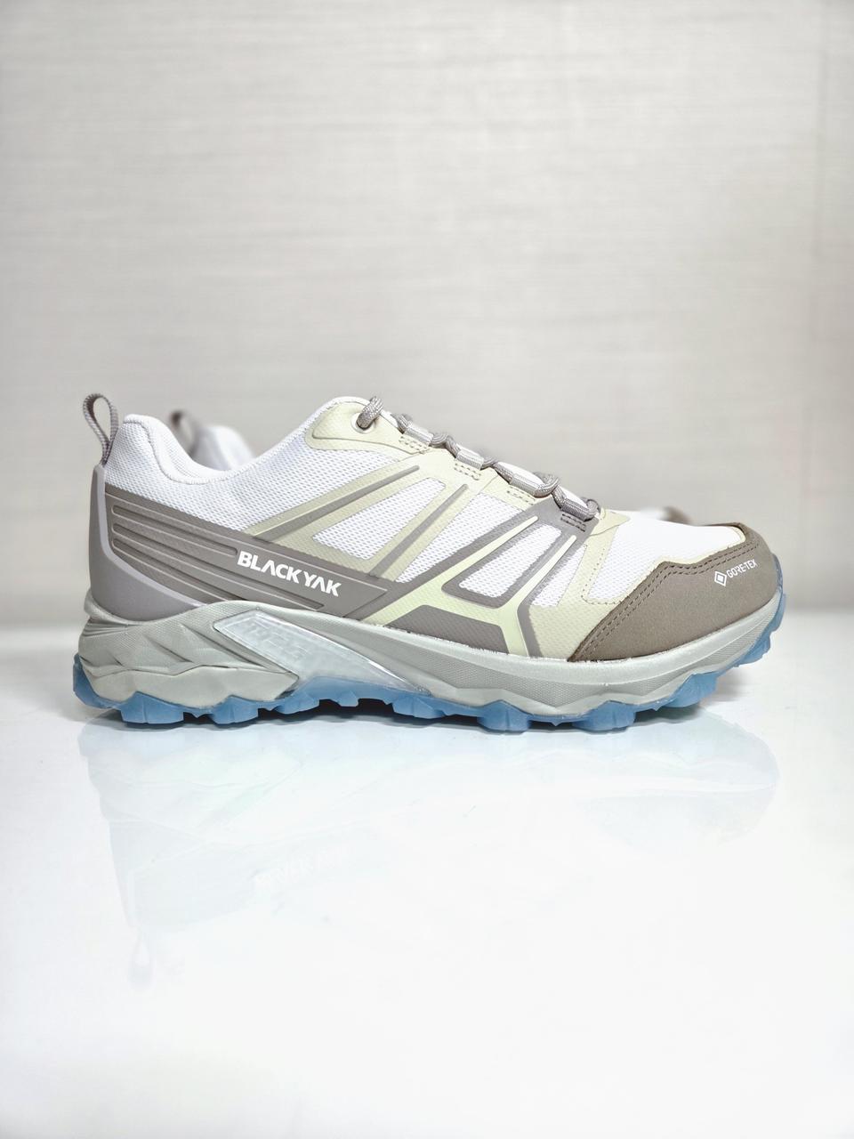 커버낫 X 블랙야크 고어텍스 트레킹화 등산화 베이지