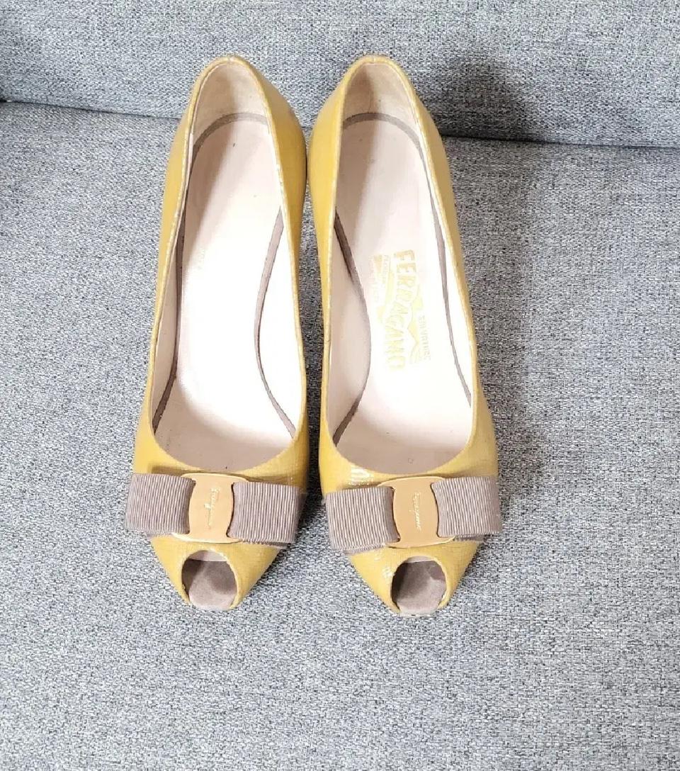 페라가모  구두225