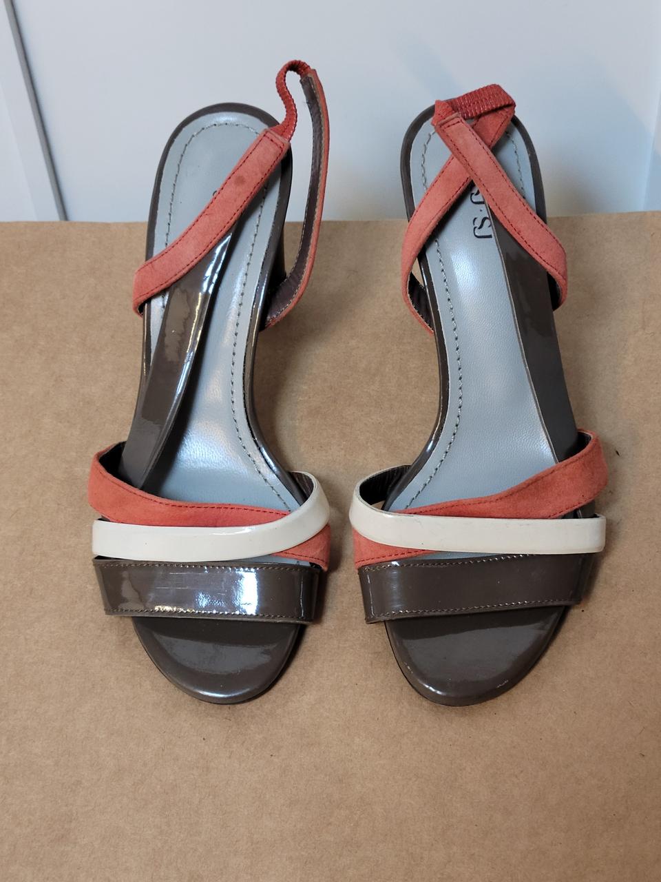 sjsj  가죽 샌들 240