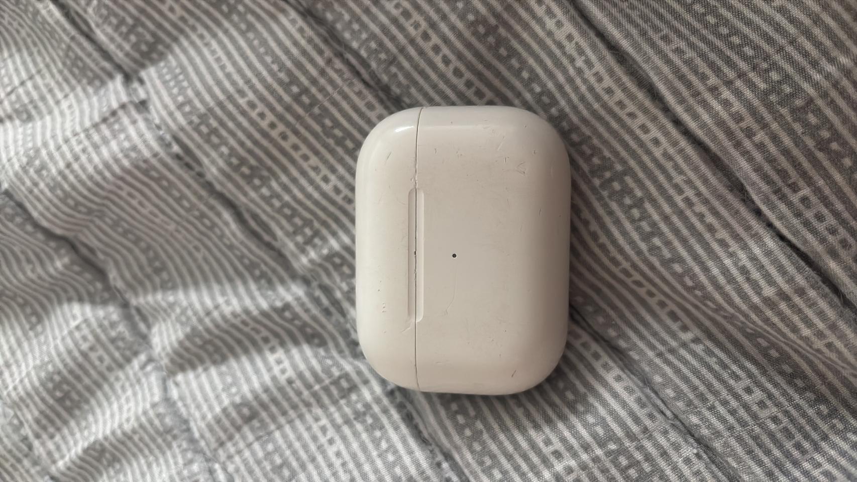 에어팟 프로 본체