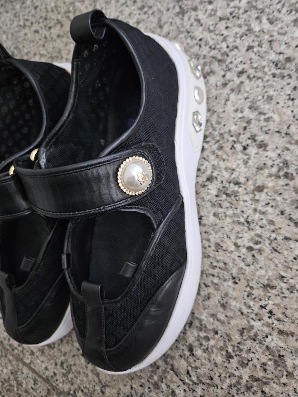 슈콤마보니 키높이 슬립온