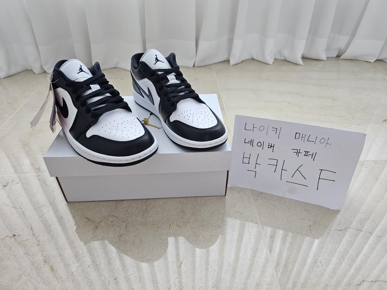 [W265] 우먼스 조던 1 로우 블랙 앤 화이트