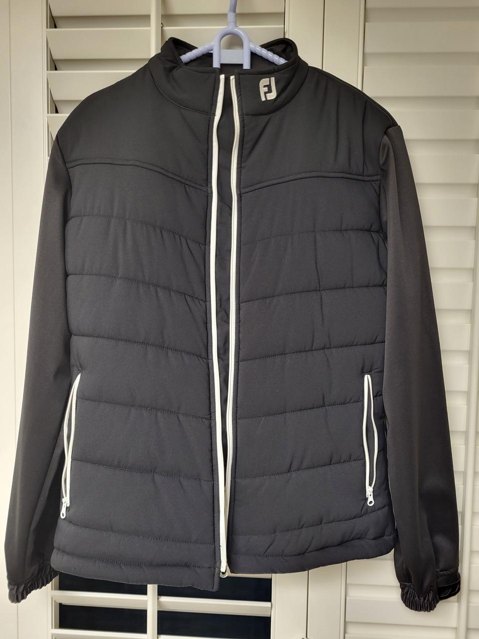 풋조이 방풍자켓