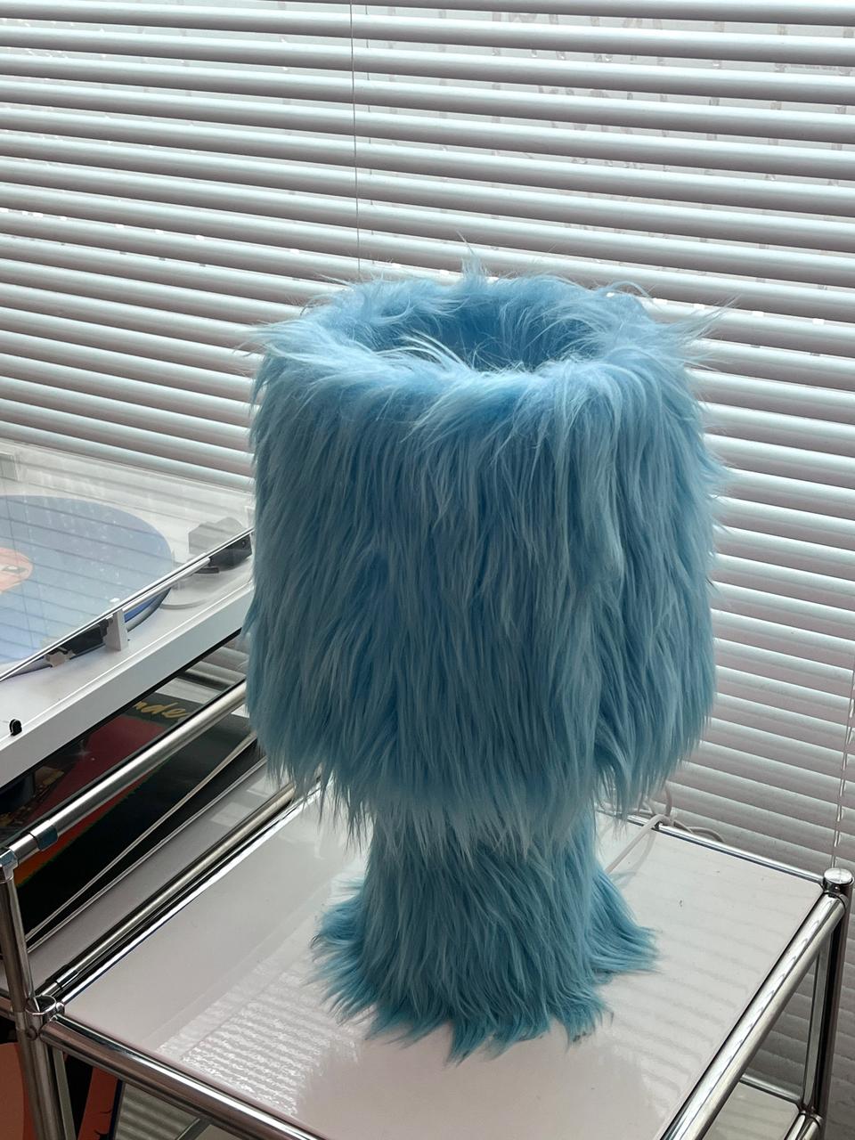 포식스먼스 46month 퍼 조명 블루