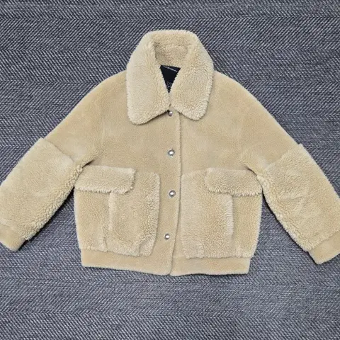 에고이스트 테디베어 아웃포켓 숏 무스탕 EK4TMO(55)