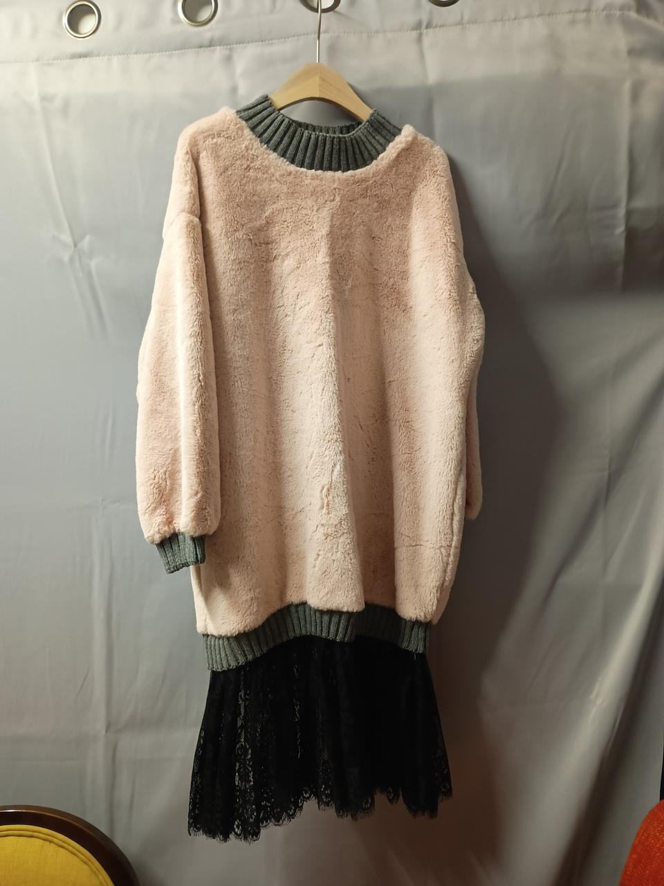 핑크퍼 블랙 레이스 원피스