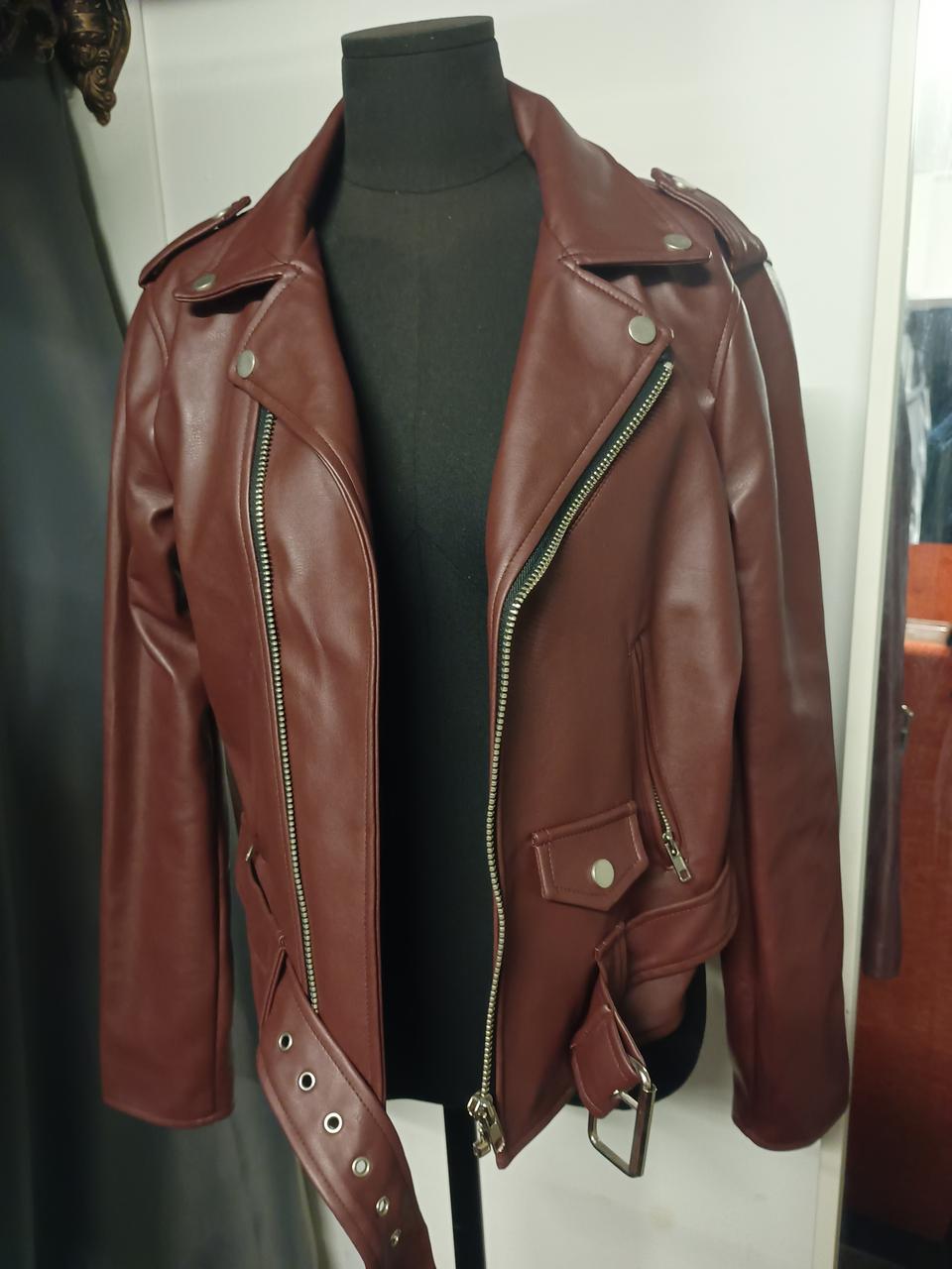 와인색 가죽자켓