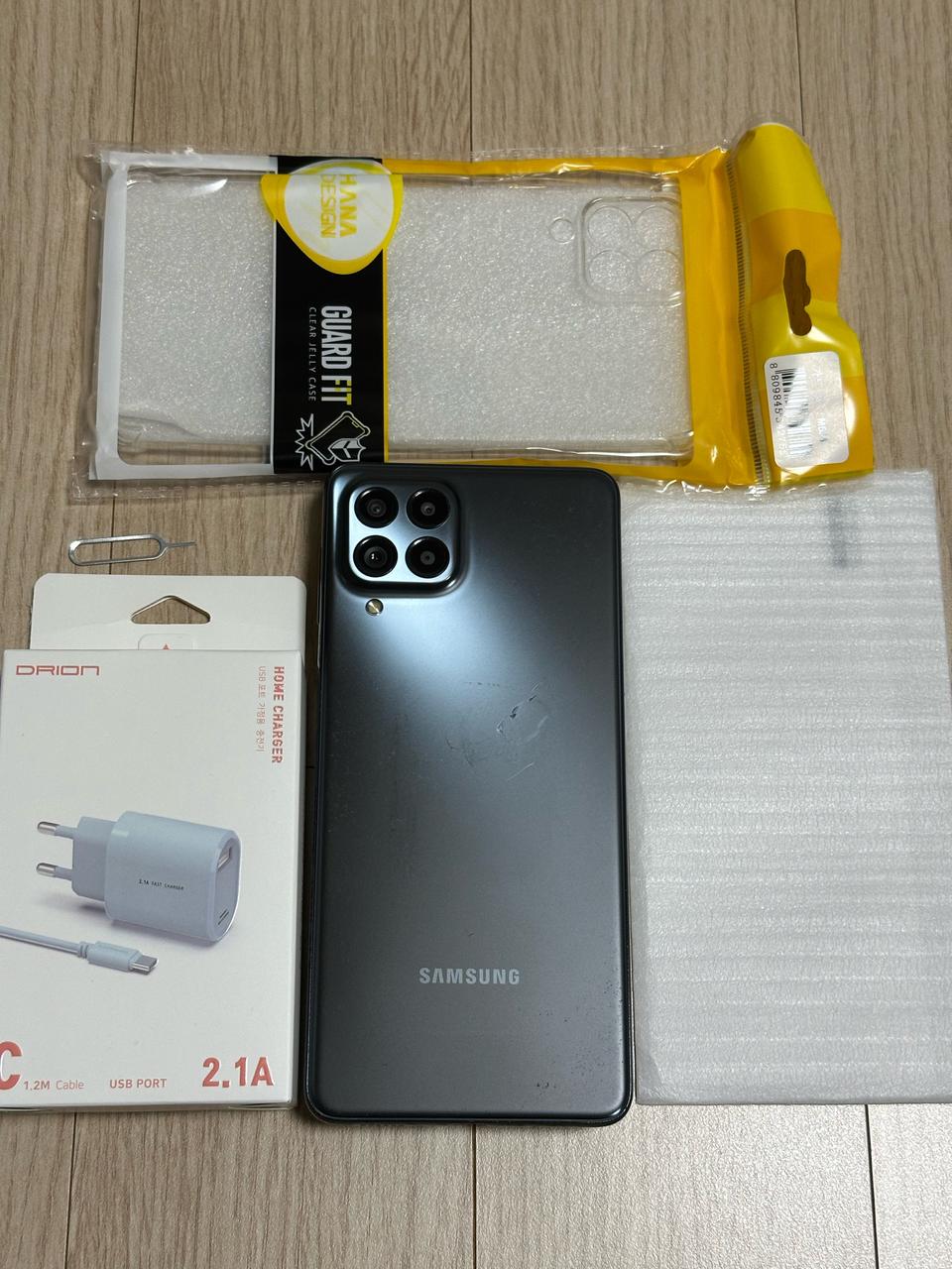 M536 갤럭시퀀텀3 블랙 128GB