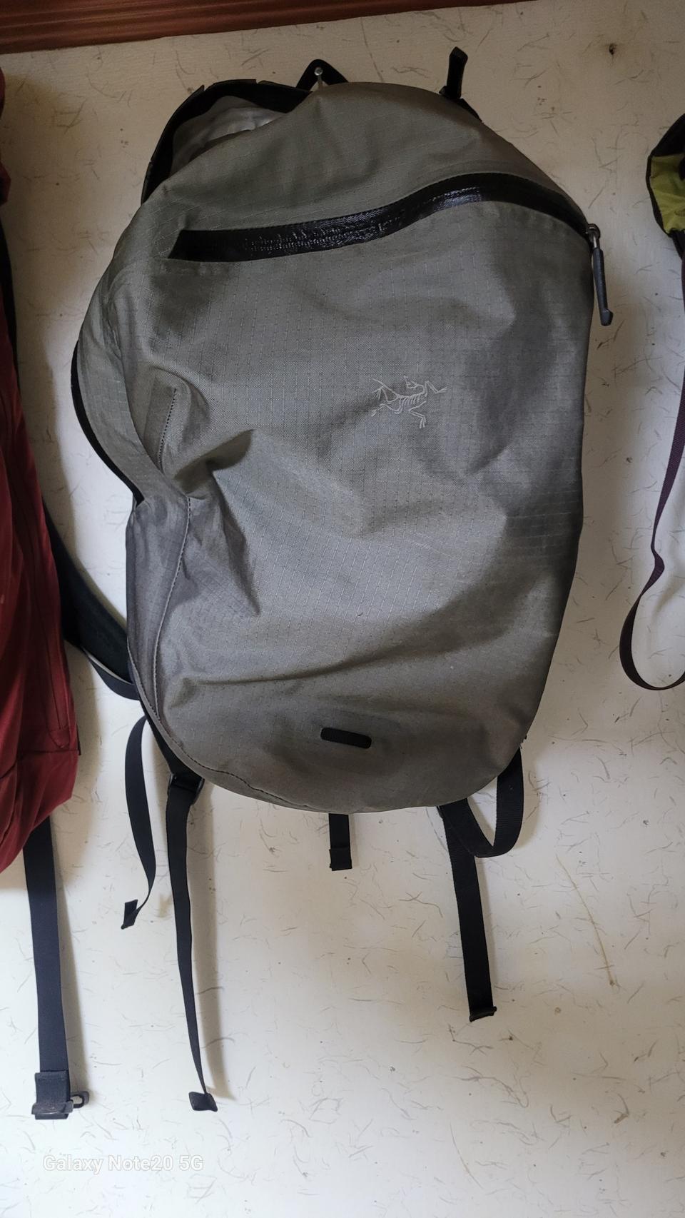 아크테릭스 백팩