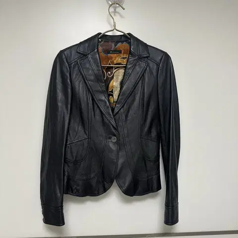 잇미샤 양가죽 자켓 마이