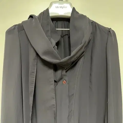 쉬폰 스카프 블라우스