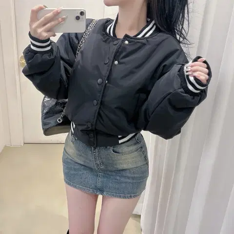 [새상품] 배색 스냅버튼 바시티숏자켓 간절기점퍼 경량패딩 봄가을 데일리룩