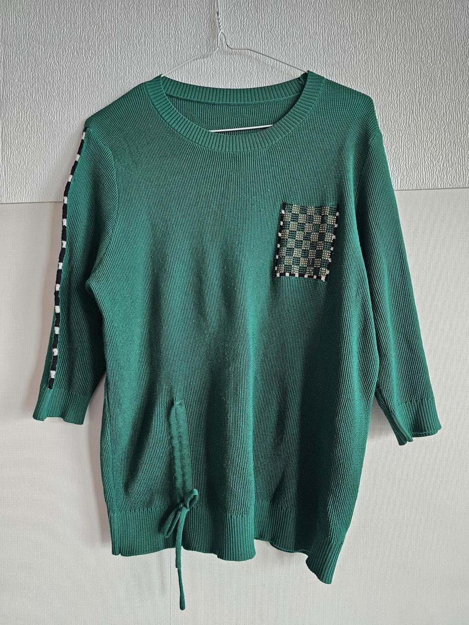 신축성 좋은 7부 니트