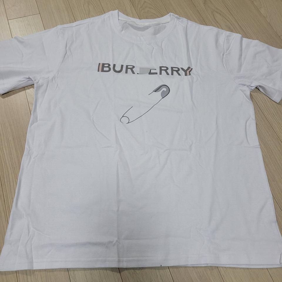 버버리 반팔티 100~105