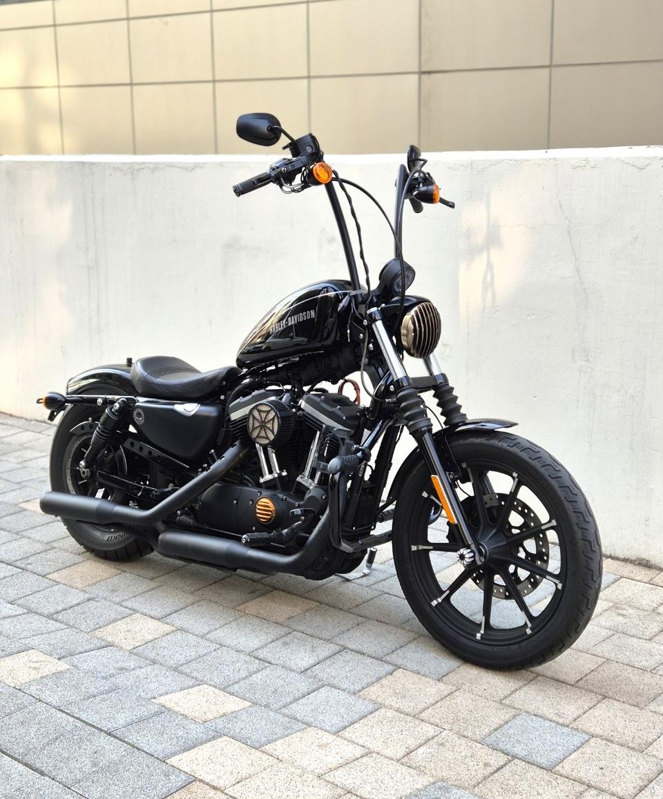 2018 프리덤 구변된 아이언 883 판매합니다.