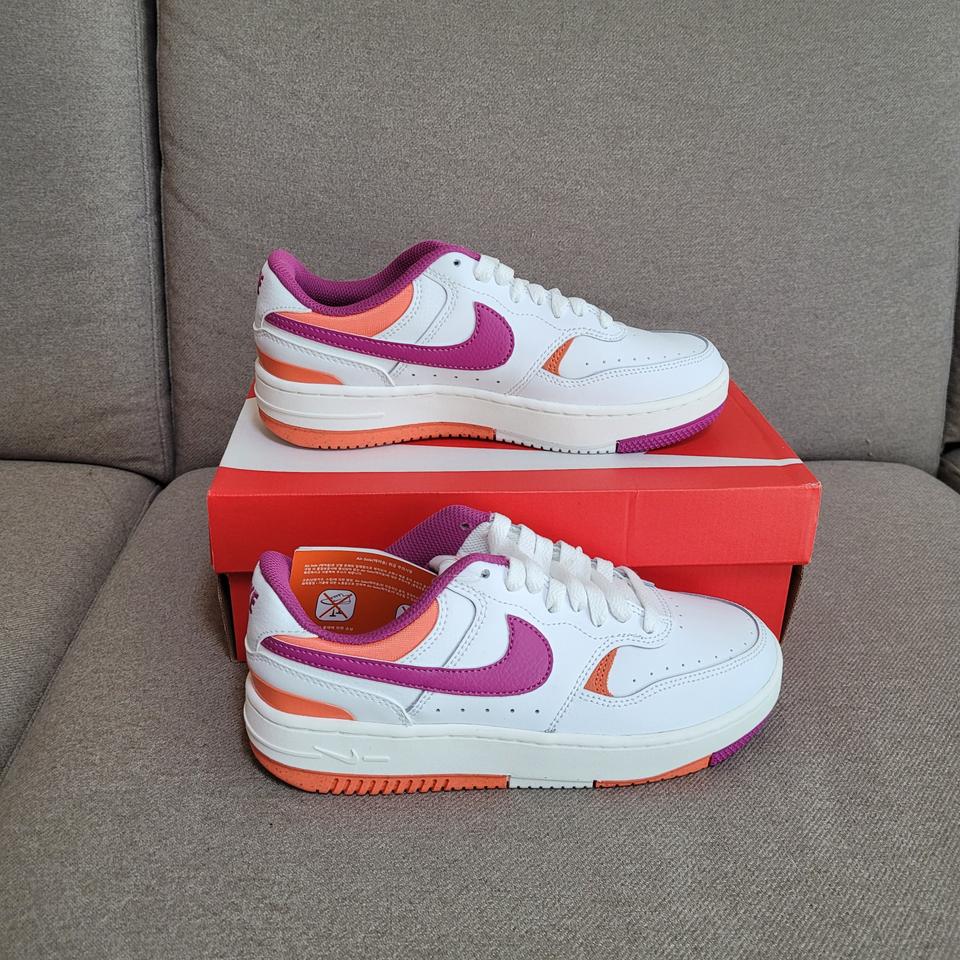 나이키 운동화 235 (정가는 119,000원)