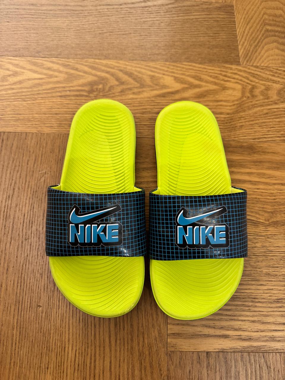 나이키 카와 슬리퍼 220